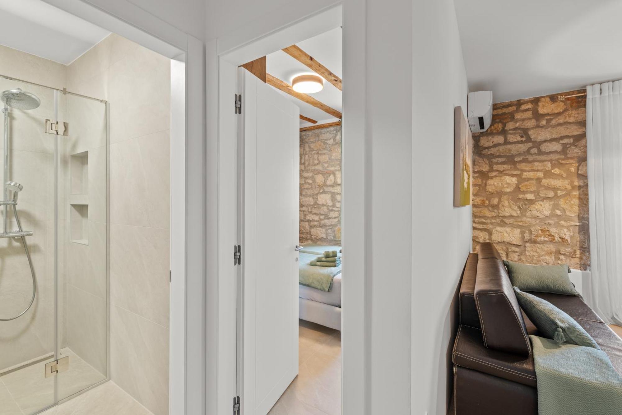 Angel'S Sunrise Apartment Пореч Экстерьер фото